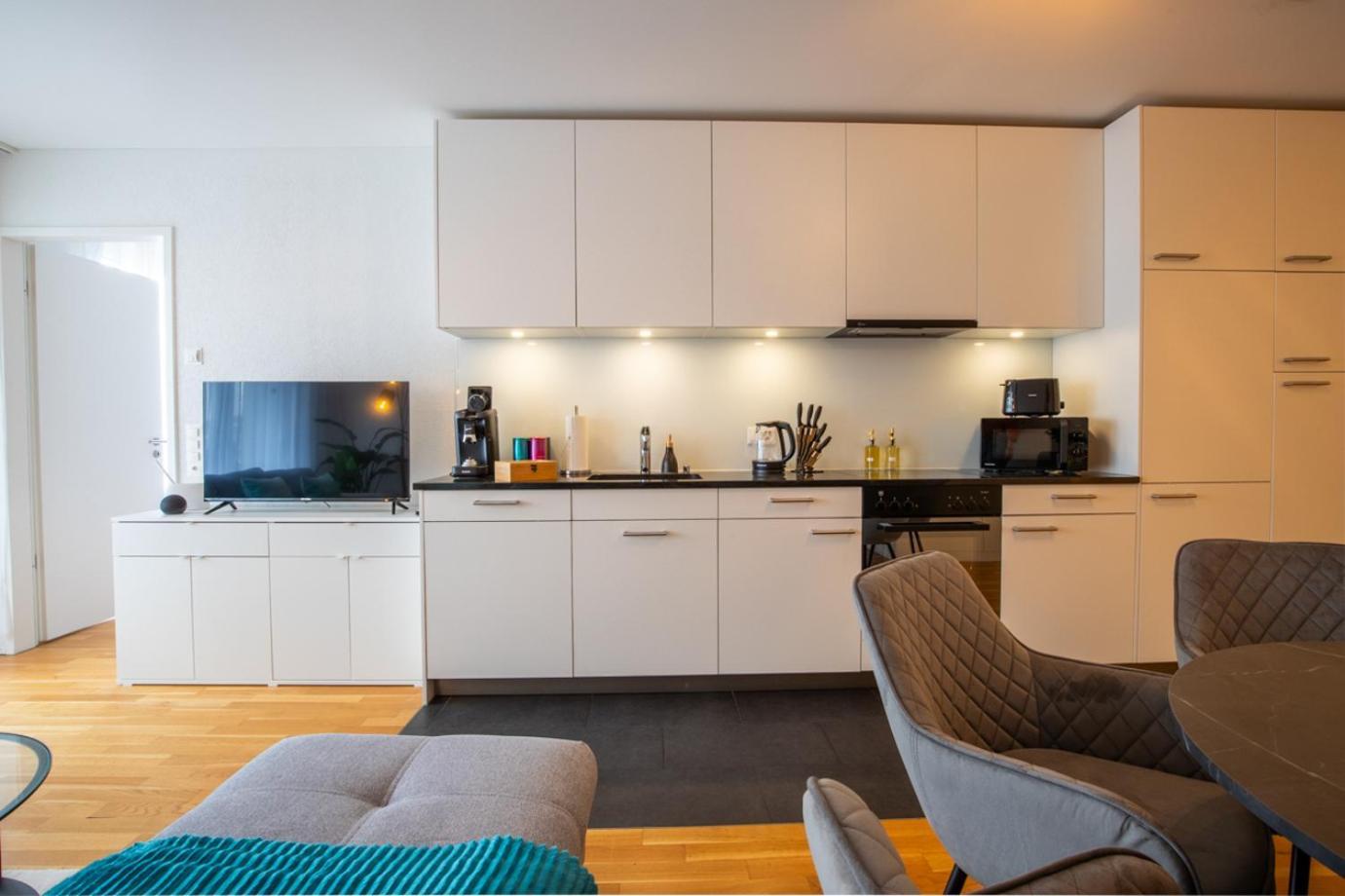 Special Einstein II Apartment Basel, Messe Kleinbasel 10-Star Exterior foto